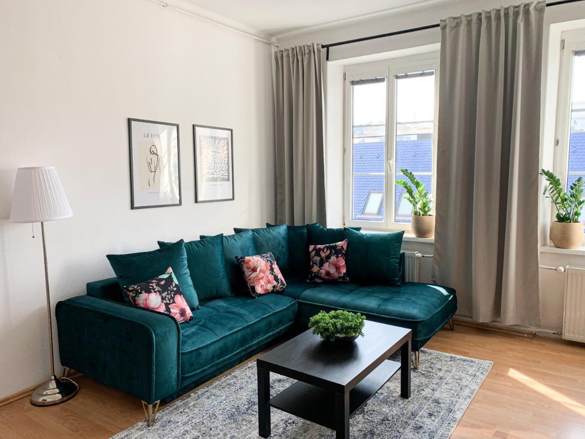 Cozy Downtown City Living Bratislava Exterior foto